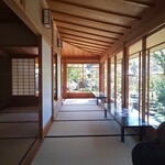 茶室 おおすみ山居 - 廊下も畳