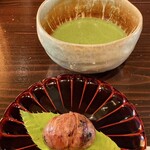 たでの葉 - お店で作った栗の渋皮煮
      小鶴さんがたてたお茶♪