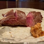 たでの葉 - 蝦夷鹿ヒレ ホースラディシュ添え