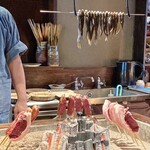 たでの葉 - 両サイドは蝦夷鹿のロース肉、真ん中は天然真鴨です♪