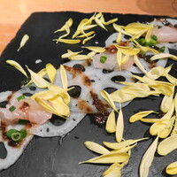 AWkitchen TOKYO 新丸ビル店 - レンコンとカンパチのカルパッチョ