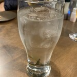 天空のジンギスカン - 昆布の入った焼酎の水割り！これ有りですね！