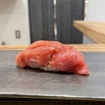 Sushi Mikata - 鮪大とろ剥がし