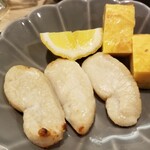 出羽鮨 - 焼き平貝。