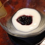 江戸三 - デザート♪ヨーグルト