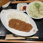 Tonkatsu Maisen - 茶美豚ロースかつカレー。