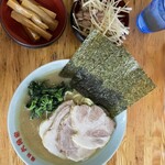 ラーメン六角家 - 主役を引き立てるバイプレイヤー達