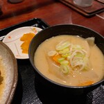 Niyu To Kiyoshouya - 香の物とミニ豚汁
