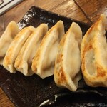 肉汁餃子のダンダダン - 肉汁焼餃子6個614円