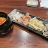 ホルモン焼肉 円蔵 高槻店