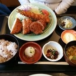 とんかつ とまと赤茄子家 - 盛り合わせ膳！