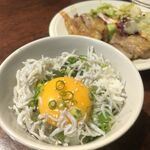 Kanzen Koshitsu Izakaya Chaya - しらす玉子かけご飯