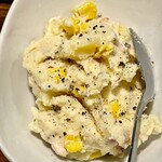 お好み焼き 鉄ちゃん - 自家製のポテトサラダ　よくマッシュされていてふわふわ食感です