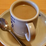 珈琲所コメダ珈琲店 - カフェオーレ520円