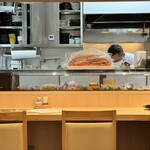 Shungyo Sushi No Mise Ara Hama - 