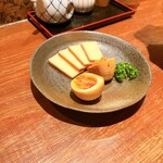 Kushiyaki To Sake Minoya - 燻製チーズとたまご
