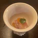 三源庵 - ボラのカラスミをぐじ(甘鯛)で包んでいる