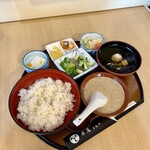 米屋 - さつま汁定食¥1500。