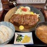 矢田かつ - ロースカキフライMix定食