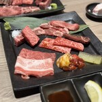 Oumiushi Yakiniku Niku Tatsu - 