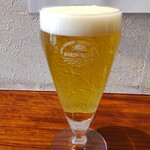 灼味噌らーめん 八堂八 - グラスビール 400円