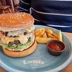 Louis Hamburger Restaurant - チーズロワイヤル