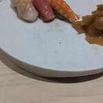 銀座のみこ寿司 - 帆立、中とろ、海老