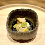 温石 - ■柿、薩摩芋と銀杏の胡麻酢がけ
      こちらも、ホッとできる美味しさです。