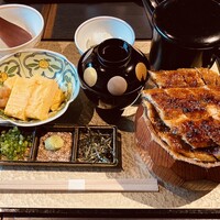 炭焼きうなぎ・かしわ 登河 - 