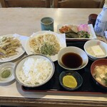 Atariya Shokudou - しらうおの天ぷら定食、わかさぎの天ぷら単品、お新香