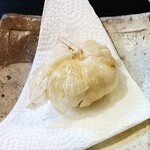 居酒屋大統領 - 丸ニンニク揚げ