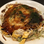 Hiroshima Fuu Okonomiyaki Remon Ya - お好み焼き・そば入（830円）
