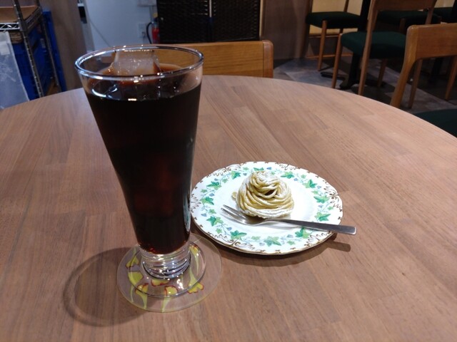 高級食パン専門店 歴史は変わる 一関店 - 一ノ関（パン）の写真