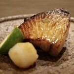 島津 - 日高 鰤の山椒焼き