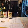 ひがしやま酒楽 - お店のカウンターの中