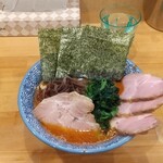 横浜ラーメン 北村家 - ファイヤー（870円）釜焼ロースチャーシュー（250円）
