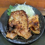 Aji No Hiroseya - 生姜焼定食（豚ロース） 900円