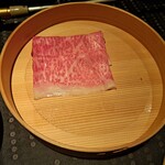 瀬里奈 - 北海道産の特選牛サーロインのしゃぶしゃぶ肉・その７です。