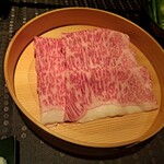 瀬里奈 - 北海道産の特選牛サーロインのしゃぶしゃぶ肉・その１です。