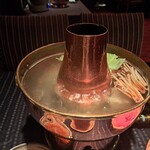 瀬里奈 - しゃぶしゃぶの鍋で調理中のお野菜です。