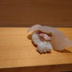 Yanagi Sushi - カワハギ　　中に肝入ってます