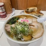 池田屋 - チャーシュー麺