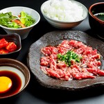 Tsukimi thinly sliced rib lunch