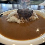 Karehausuyangi - 煮込みハンバーグカレー　1000円