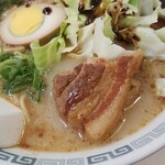 桂花ラーメン - ターローのアップ