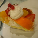 サンデーブランチ 新宿店 - 柿といちごのケーキ