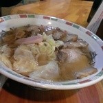 麺哲支店 麺野郎 - 北関東風叉焼雲吞麺(2013/11)