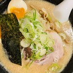 荻窪らーめん栄龍軒 - 味噌らーめん（限定950円）+味付玉子（120円）