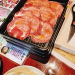 昭和ホルモン亭 - 料理写真: