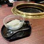 ふらの和牛よしうし神楽坂通り - 